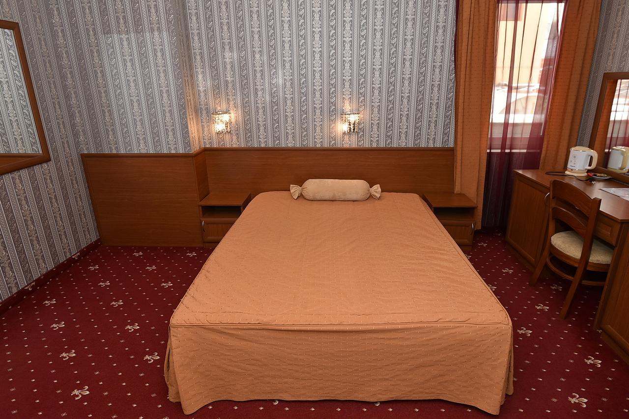 Vesta Hotel Montana Dış mekan fotoğraf