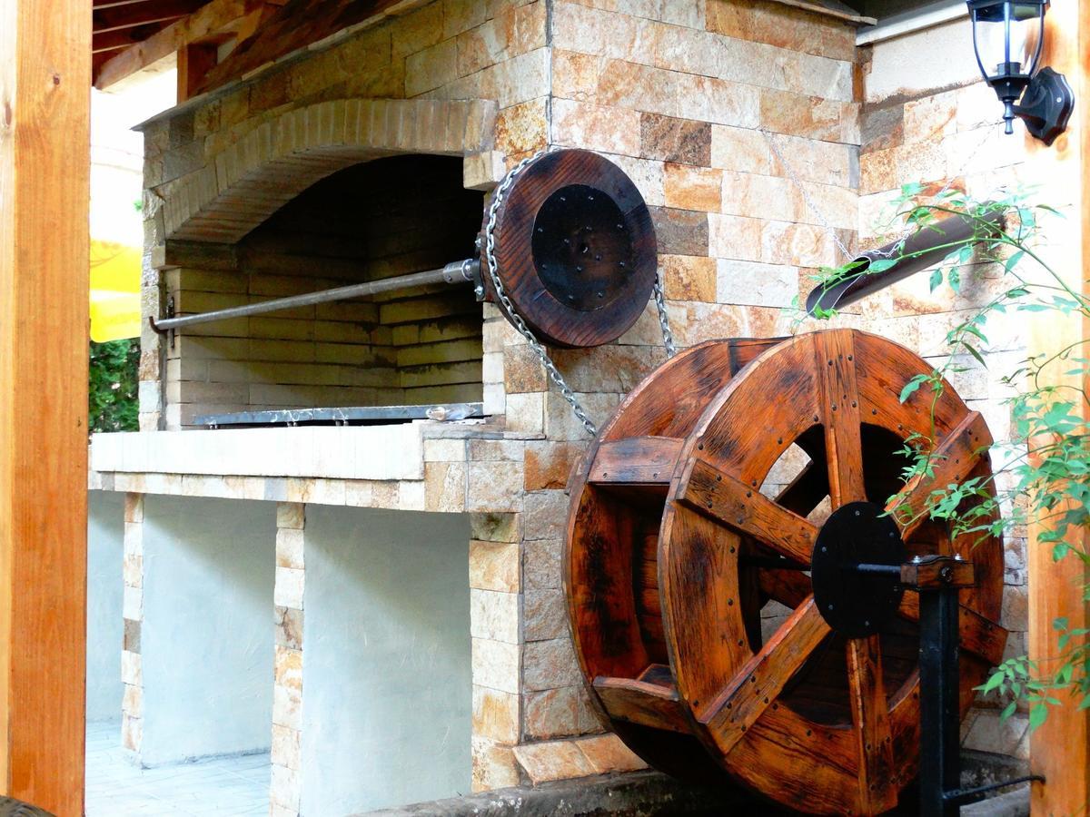Vesta Hotel Montana Dış mekan fotoğraf