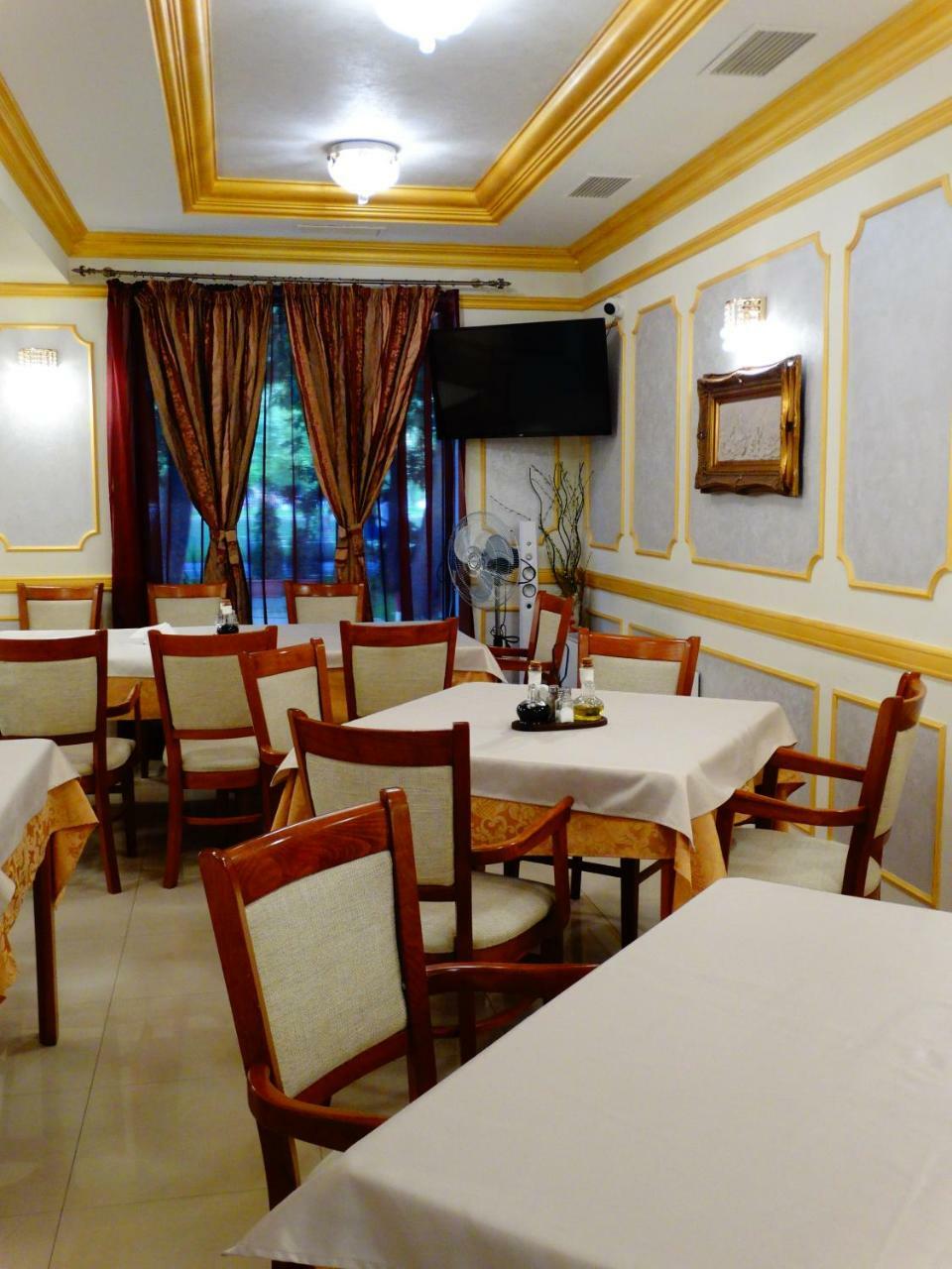 Vesta Hotel Montana Dış mekan fotoğraf